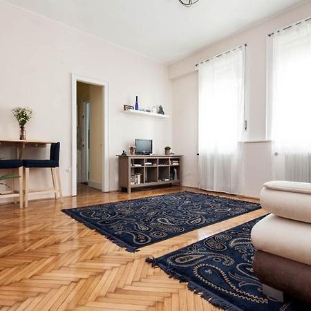 Home Away Apartment Budapest Room photo